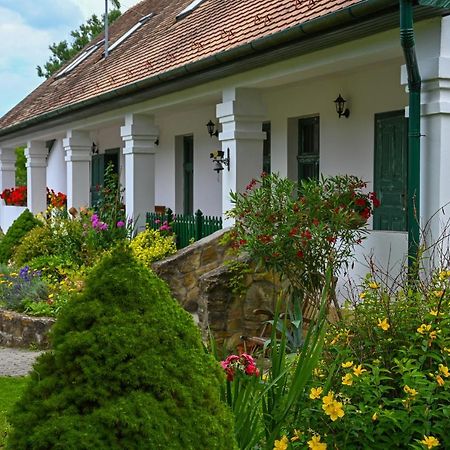 Falubiro Vendeghaza Bekolce Exteriér fotografie