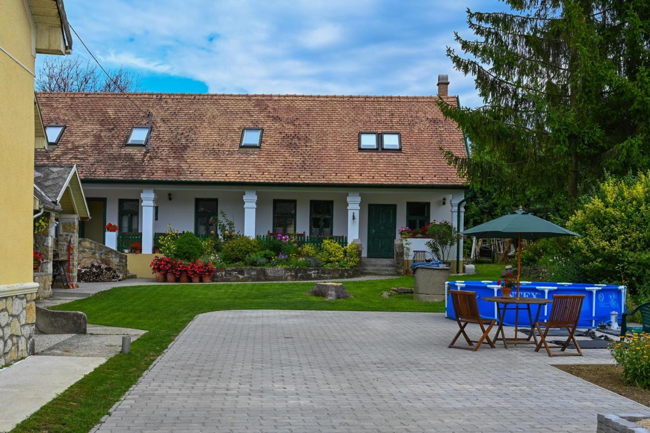 Falubiro Vendeghaza Bekolce Exteriér fotografie